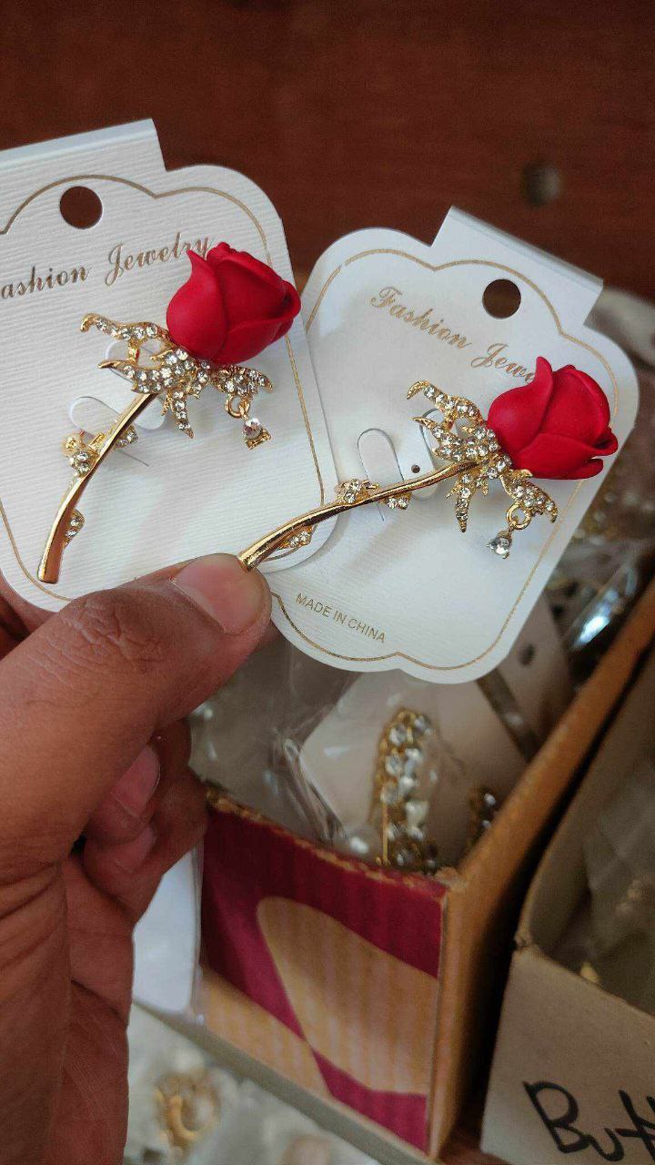 Brooch _ 016