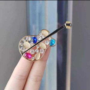 Brooch _ 021