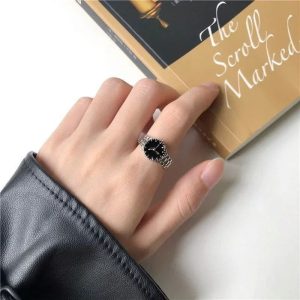Finger Ring _ 10