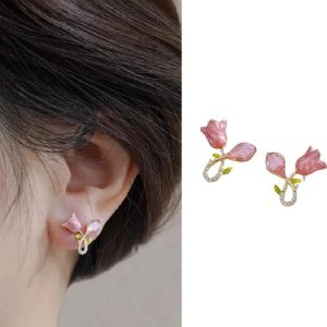 Pink tulip ear ring