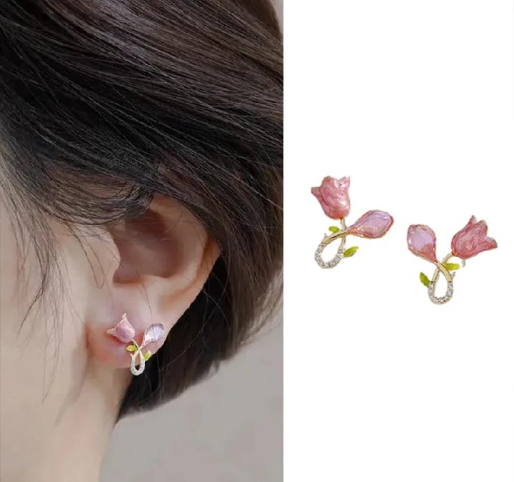 Pink tulip ear ring
