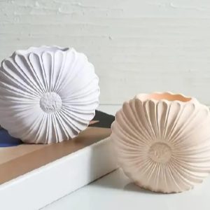 Gypsum Sunflower vase for home decore