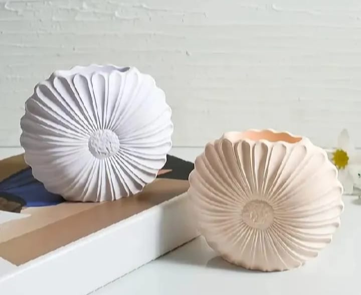 Gypsum Sunflower vase for home decore