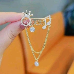 Brooch _ 003