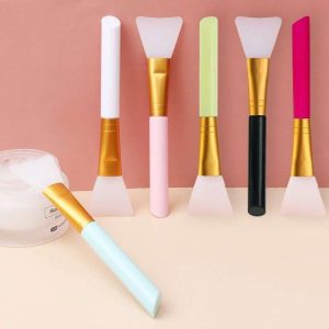 Mask Applicator