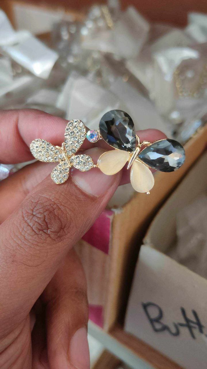 Brooch _ 017